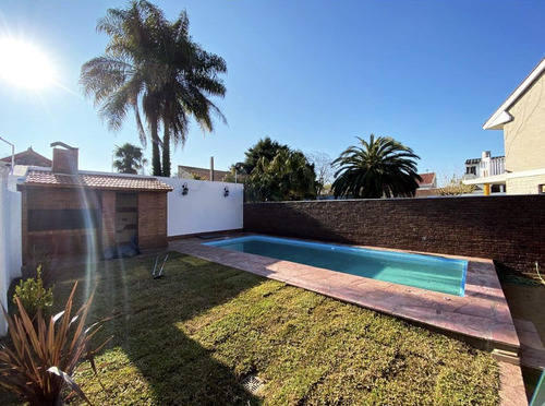Casa En Alquiler En Vicente Lopez, Olivos - 5 Ambientes