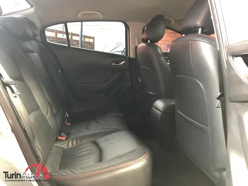 Mazda 3 2.0 Touring At