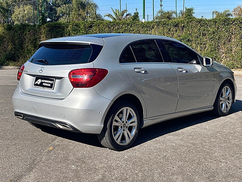 Imagen 3 de 16 de Mercedes Benz A200 Urban At 2018
