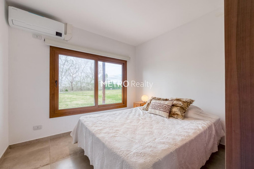 Casa En Venta 5 Dormitorios Cancha De Tenis Y Sauna En Loma Escondida