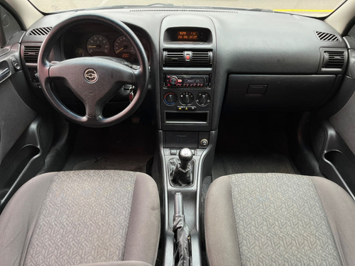 Chevrolet Astra 2.0 MPFI ADVANTAGE 8V FLEX 4P MANUAL