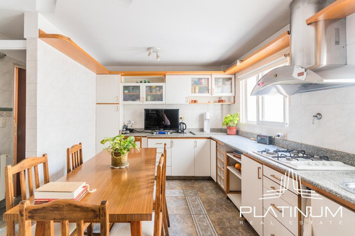 Imagen 9 de 30 de Departamento Triplex Con Dos Cocheras - Caballito