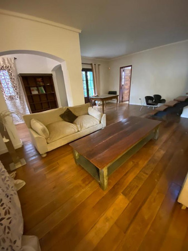 Casa 5 Amb. Reciclada En V. Lopez
