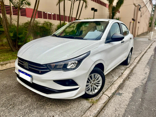 Fiat Cronos 1.0 Flex 4p