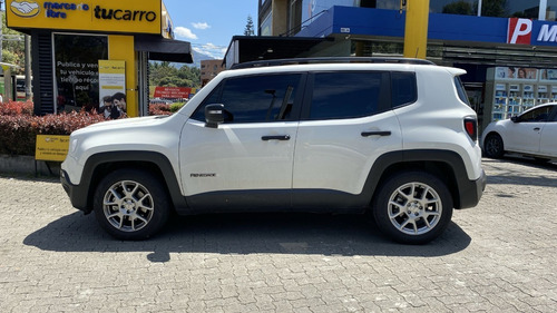 Imagen 4 de 17 de Jeep Renegade Sport Plus 2022
