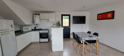Se Vende Duplex Con Pileta Y Cochera En Carlos Paz