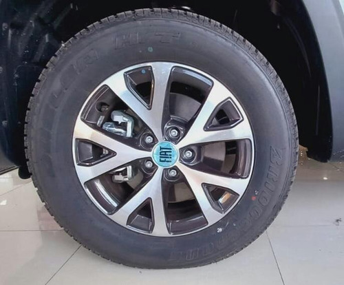 Imagen 14 de 21 de Fiat Toro 1.8 Freedom 4x2 - C
