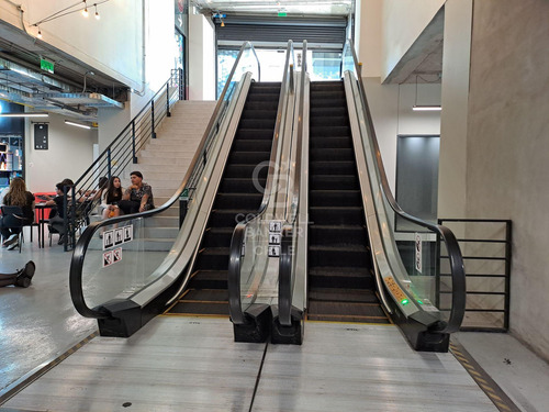 Local Comercial, Conexión Directa A Metro Los Leones