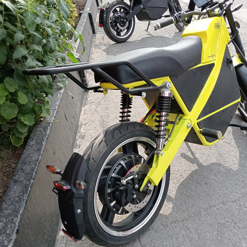 Zonder Zynch Moto Electrica Motor 6000 Watts 75 Km Velocidad