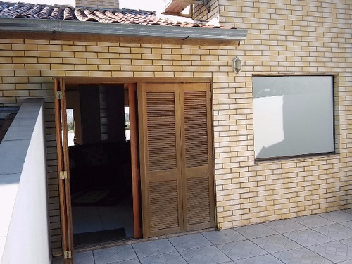 Casa Em Ipanema Com 6 Dormitórios - Mi17167