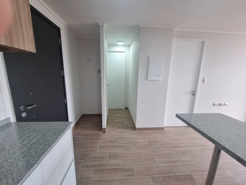 Se Arrienda Departamento 1 D+1b+1est+1 Bod A 560.000 Clp Con