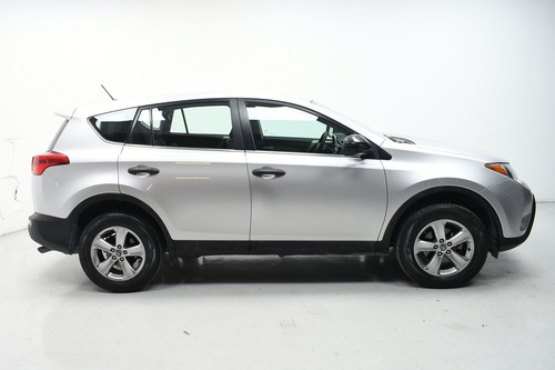 Imagen 6 de 15 de Toyota Rav4 2015 2.5 Le At