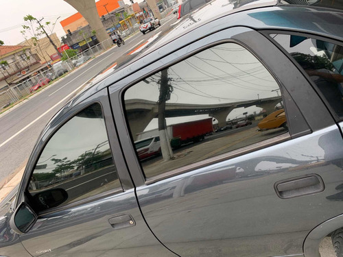 Imagem 3 de 14 de Chevrolet Corsa Classic 2009 1.0 Life Flex Power 4p 70 Hp