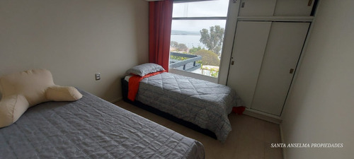 Elegante Casa, Con La Mejor Vista En Tongoy, Para 15 Paxs.
