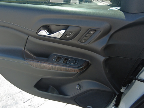 GMC Acadia 3.7 Denali At