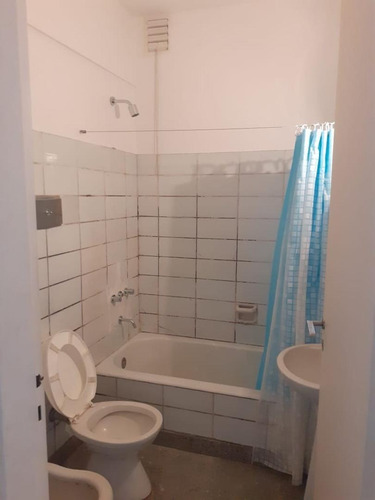 Imagen 20 de 20 de 3 Ambientes Frente/ Balcon 52m2, Con Renta