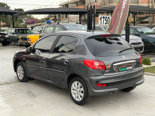 Imagem 4 de 18 de Peugeot 207 1.4 Xr Sport 8v Flex 4p Manual