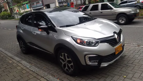 Renault Captur 2.0 Intens Automática
