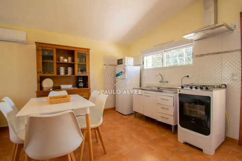 Oro- Casa Ideal Para Descansar En Tus Próximas Vacaciones. Dos Dormitorios, Un Baño Y Predio Completamente Cercado.