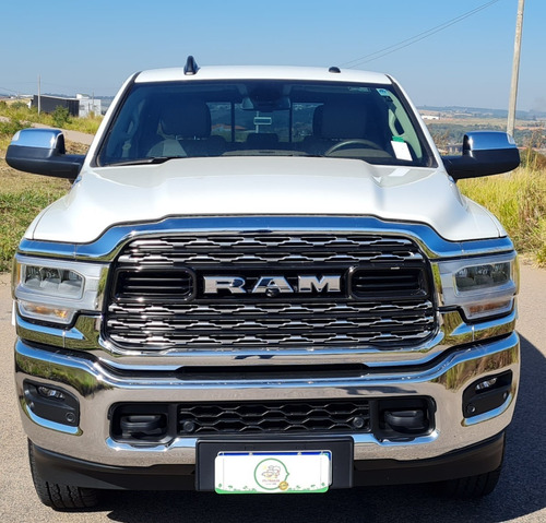 Imagem 2 de 13 de Dodge Ram 2500 Laramie 2021