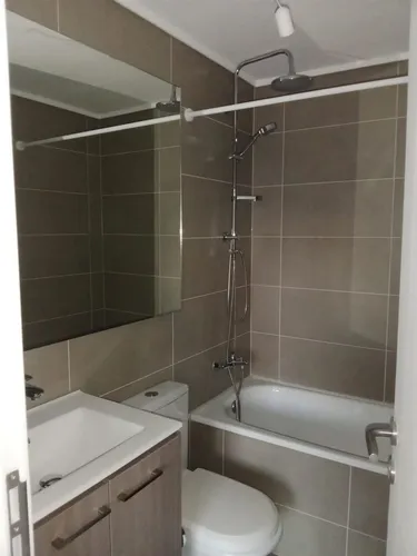Departamento 1d+1b Av. Vicuña Mackenna Oriente #6617 Flo