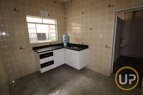 Casa 3 Quartos Aluguel No Colégio Batista-belo Horizonte, Mg - 8695