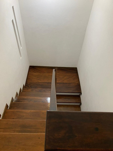 Imagen 9 de 18 de Vendo Town House 180m2 2h+s/2b+s/2p Altos De Villanueva 2402