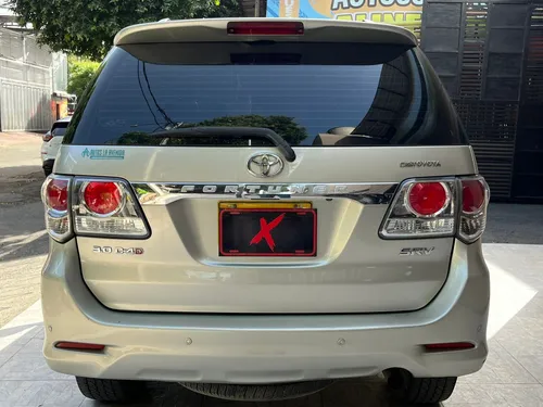 Toyota Fortuner 3.0 Sr5 169 hp