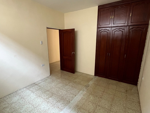 Imagen 10 de 18 de Alquiler Departamento Planta Baja 2 Cuartos En Nueva Kennedy