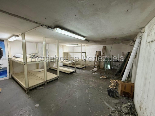 LG Vendo 4 Locales Ó Terreno Un Solo Dueño, En La Mejor Ubicación Del Municipio Chacao, La Entrada Del Distribuidor Altamira Terreno Multipropósito Urb. Altamira
