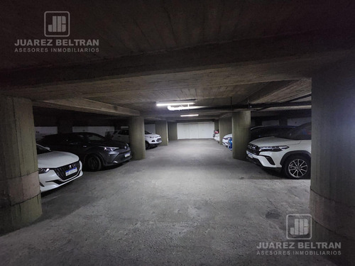 Departamento Semipiso 3 Dormitorios De Categoría - Yrigoyen Al 400, Nueva Cordoba
