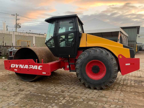 New Holland E - 215 B
