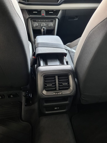 Imagen 8 de 15 de Volkswagen Taos 1.4 250 Tsi Comfortline 2021 0 Km #23
