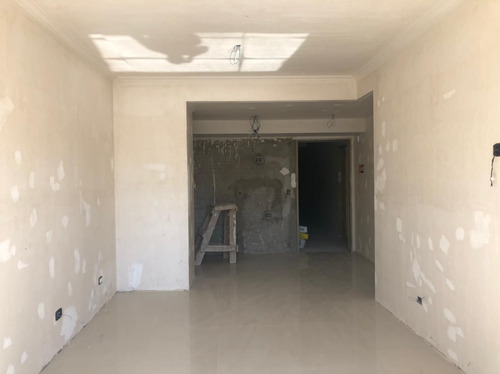 Imagen 3 de 27 de Venta Departamento Monoambiente Mataderos