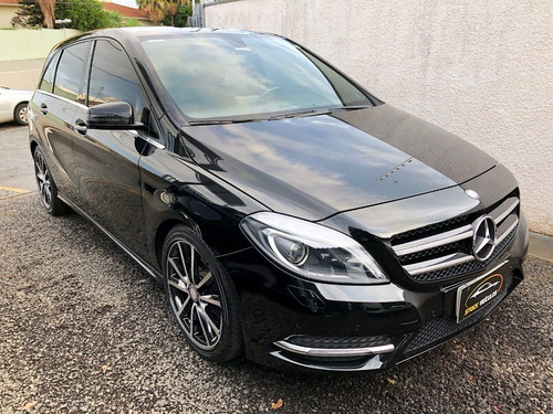 Imagem 2 de 10 de Mercedes B200 Sport 2013