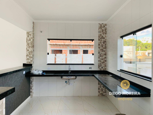 Imagem 13 de 15 de Casa Com 3 Dormitórios - 256 Metros De Área Construída! - Cs190