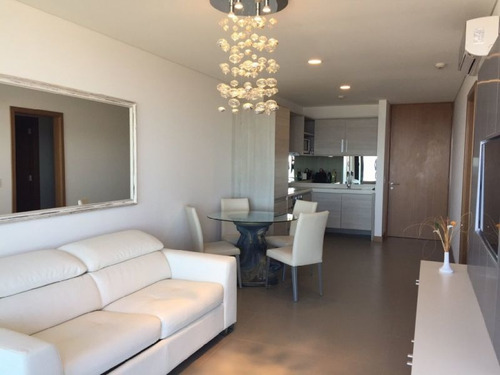 Venta De Apartamento De 3 Dormitorios En Pinares