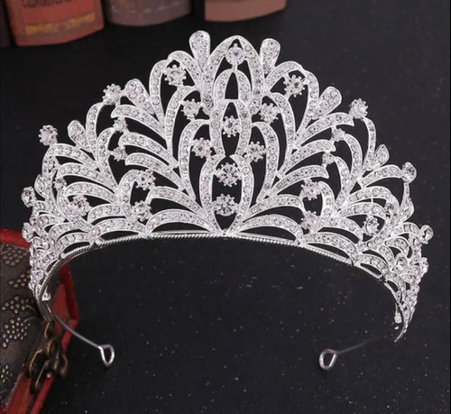 Diademas De Metal, Coronas De Concursos, Novias, 15, Etc