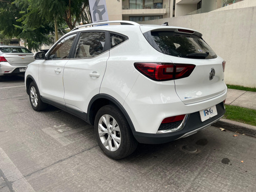 MG Zs STD I.5 MT AC