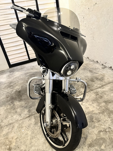 Street Glide
