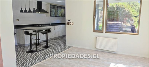 Imagen 5 de 27 de Casa En Condominio En Arriendo En Lo Barnechea