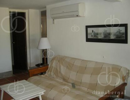 Imagen 10 de 15 de Punta Del Este, Península, Chalet Con Vista Al Mar-- Ref: 41660