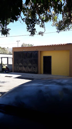 Venta De Casa En Bejuma Con Anexo 