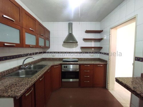 Imagen 2 de 28 de Hermoso Townhouse Urb. Las Bungavillas El Limón Sector El Progreso 23-12617 Ejc 04243439046