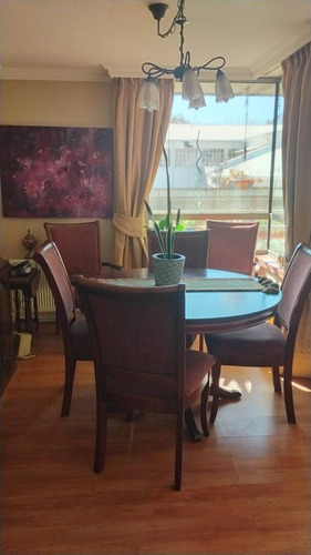 Amplio Departamento Con 3 Dormitorios, 2 En Suite.