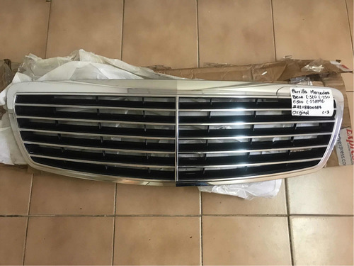 Parrilla Mercedes E320 E350 E500