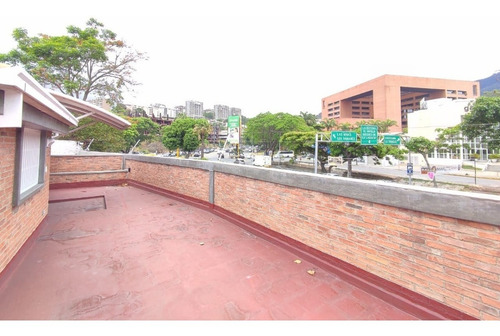 Imagen 12 de 15 de Se Alquila Casa Para Oficina 228m2 La Trinidad