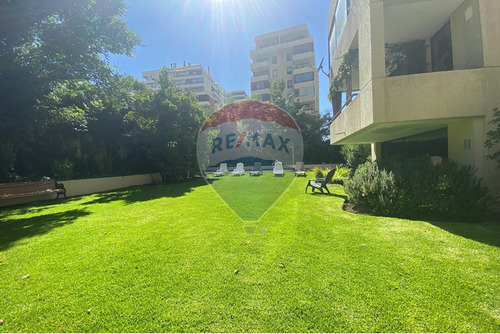 Departamento En Eje Manquehue - Colón
