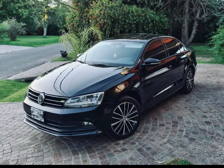 Volkswagen Vento 2.0 Tdi