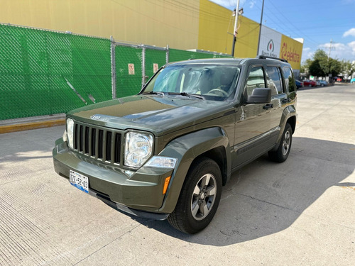 Jeep Liberty Sport 4x2 At